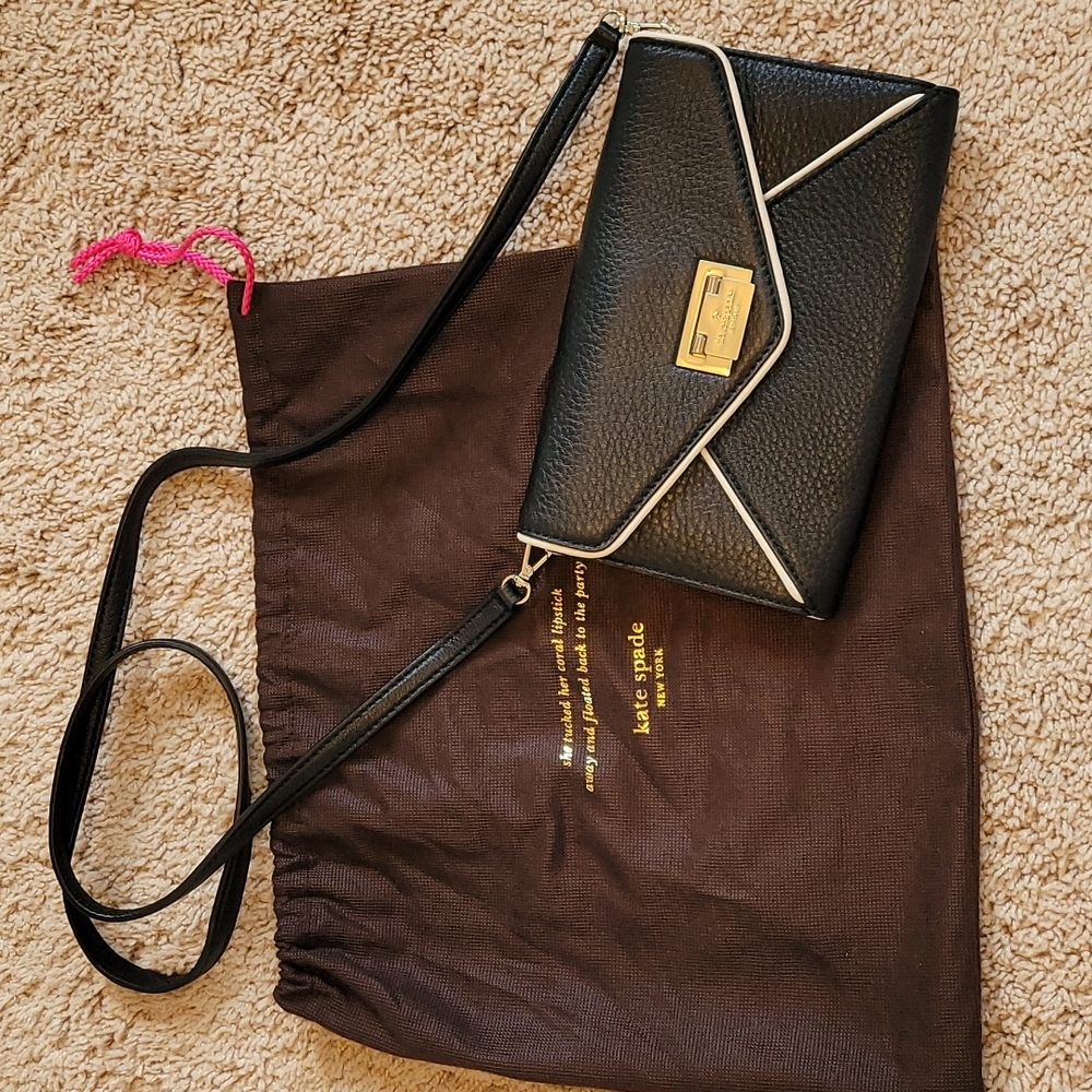 Kate Spade ♠️ crossbody purse / wallet